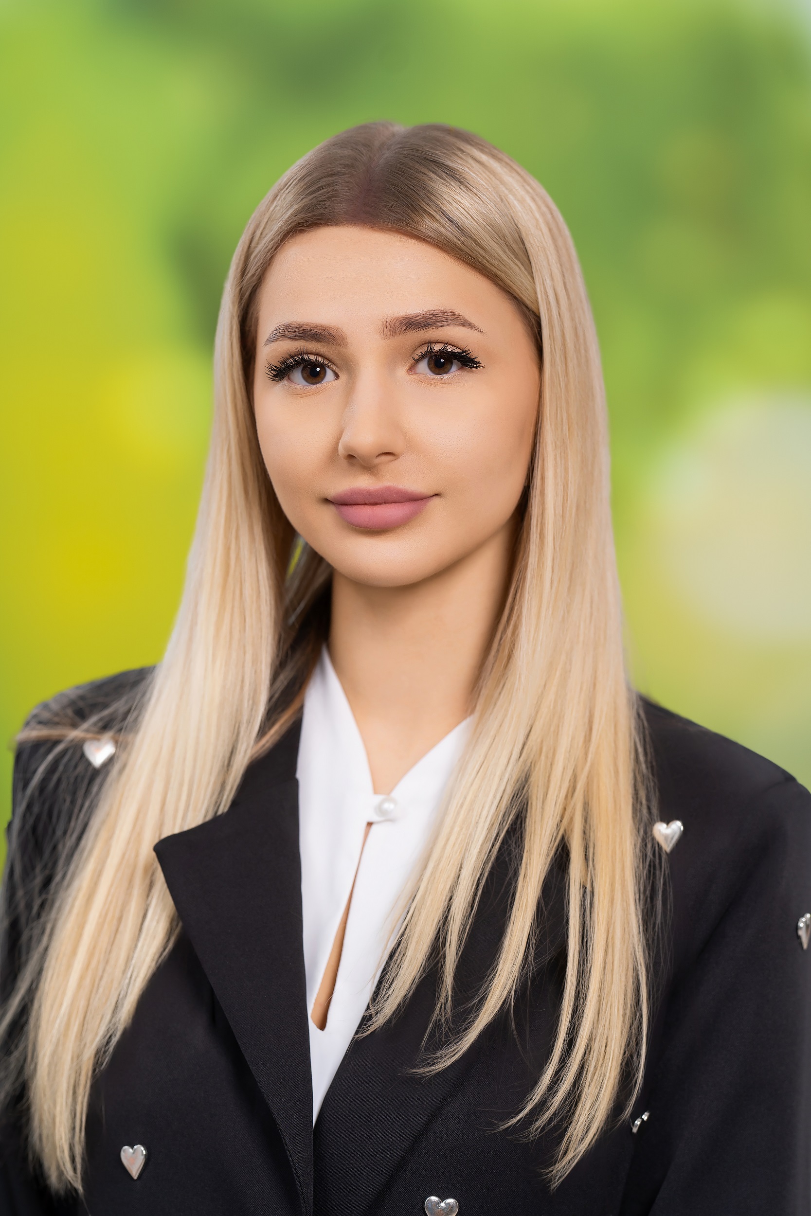 Коржавина Анна Владиславовна.